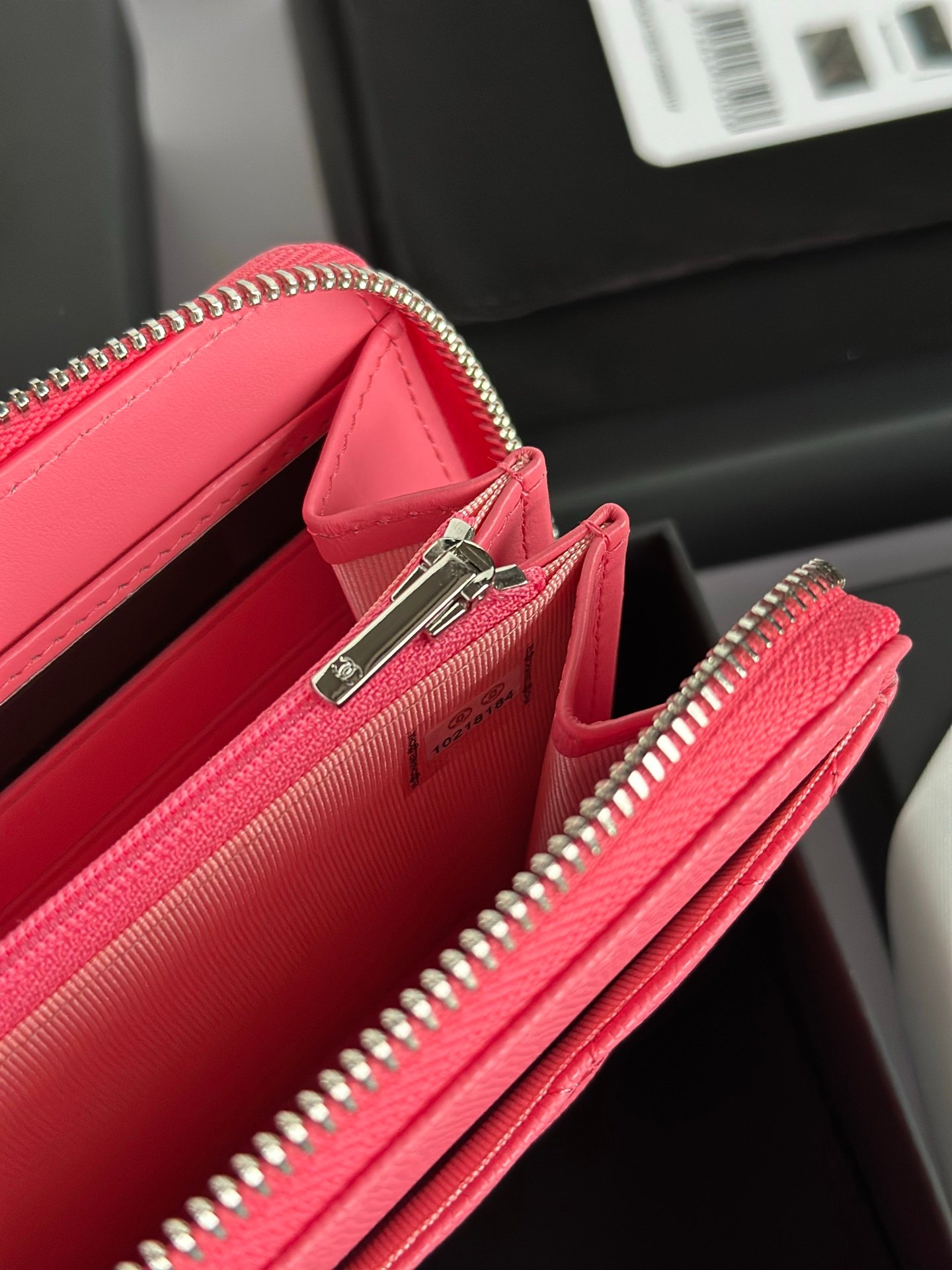 Chanel Portefeuille zippé matelassé