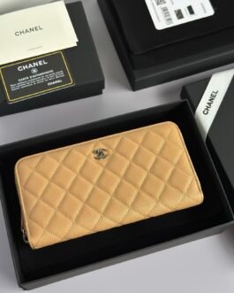 Chanel Portefeuille zippé matelassé