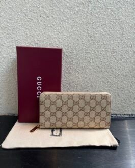 Gucci Portefeuille zippé monogramme