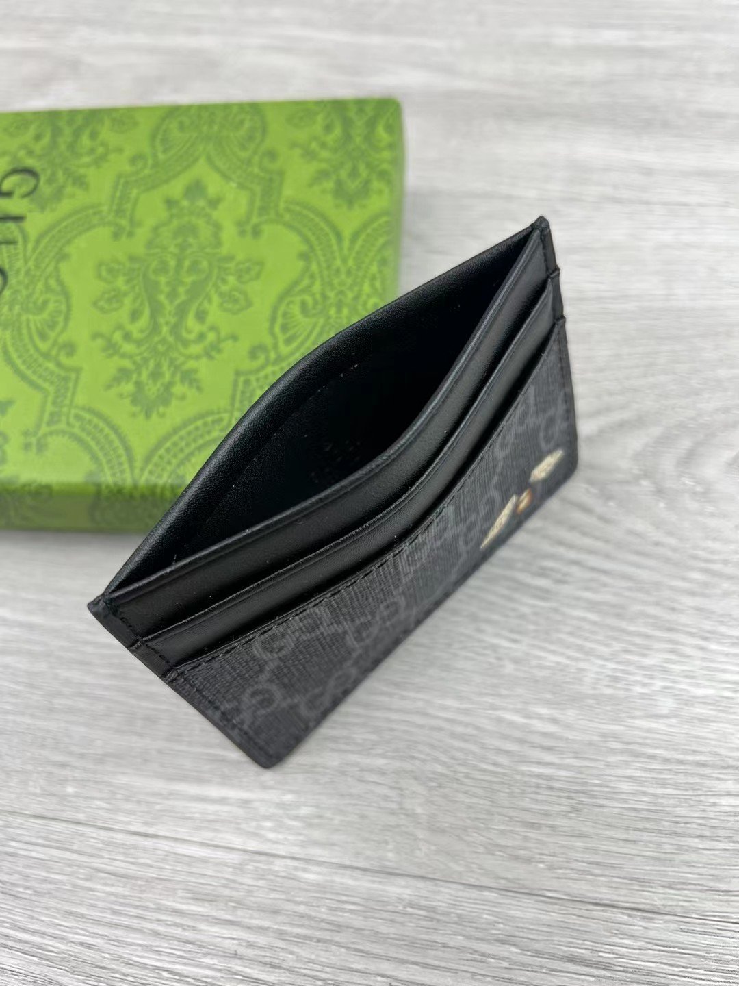 Gucci Portefeuille porte-cartes monogramme