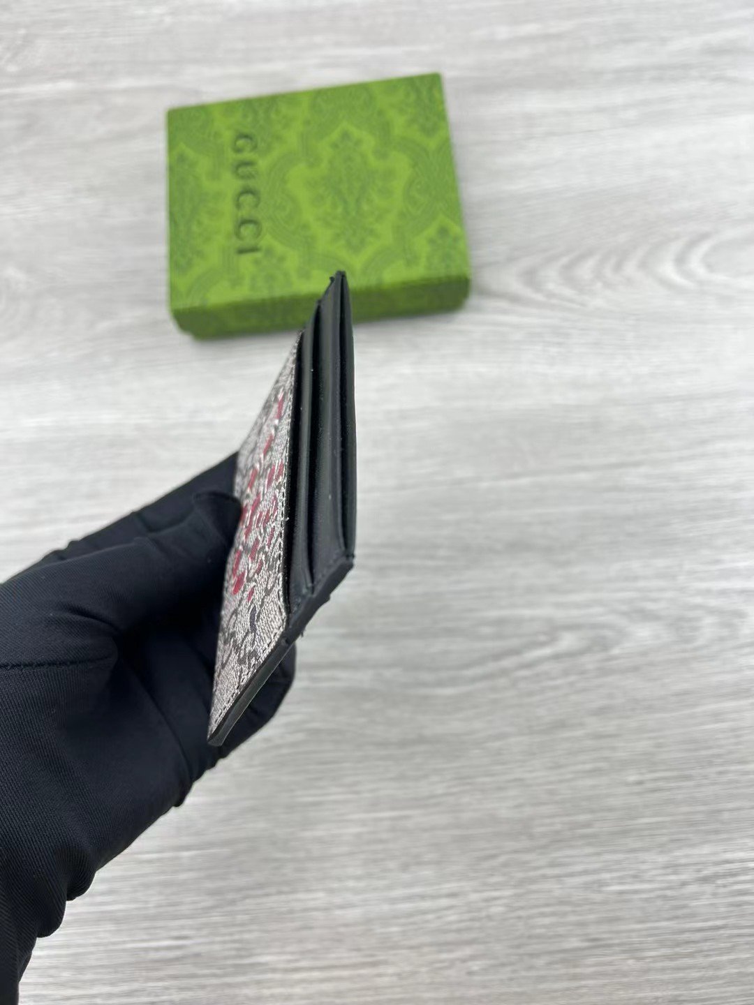 Gucci Portefeuille porte-cartes monogramme