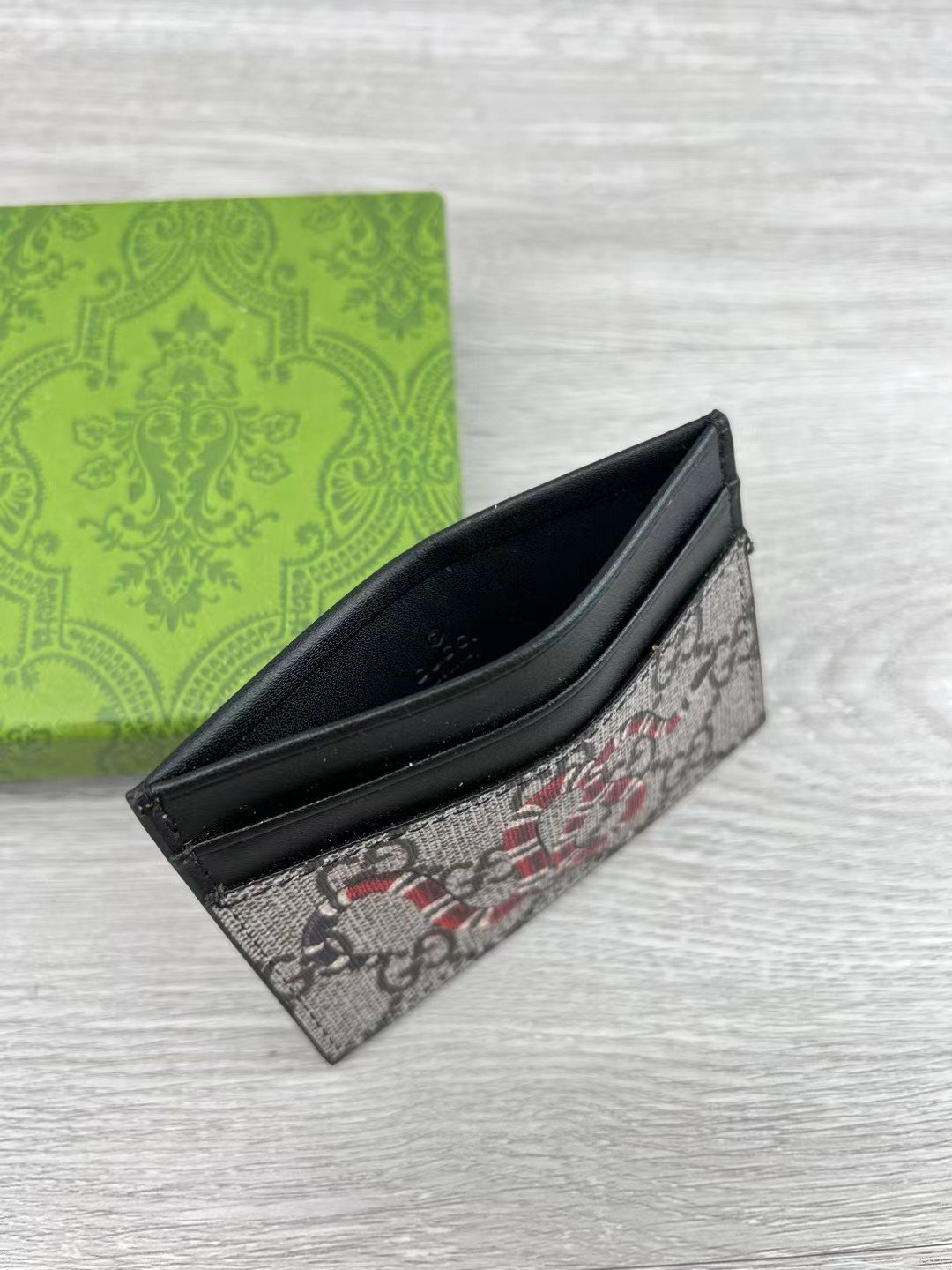 Gucci Portefeuille porte-cartes monogramme