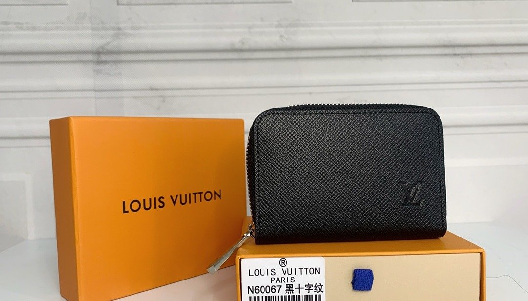 Louis Vuitton Portefeuille zippé monogramme