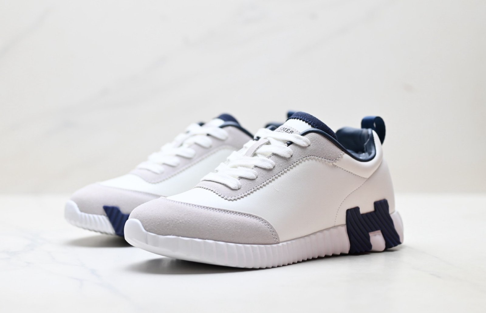 Hermès Bouncing Blanc et Bleu Marine