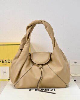 Fendi Spy – Beige – Cuir – Moyen format