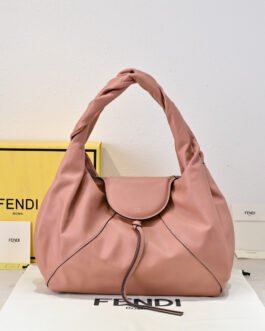 Fendi Spy – Rose poudré – Cuir – Moyen format
