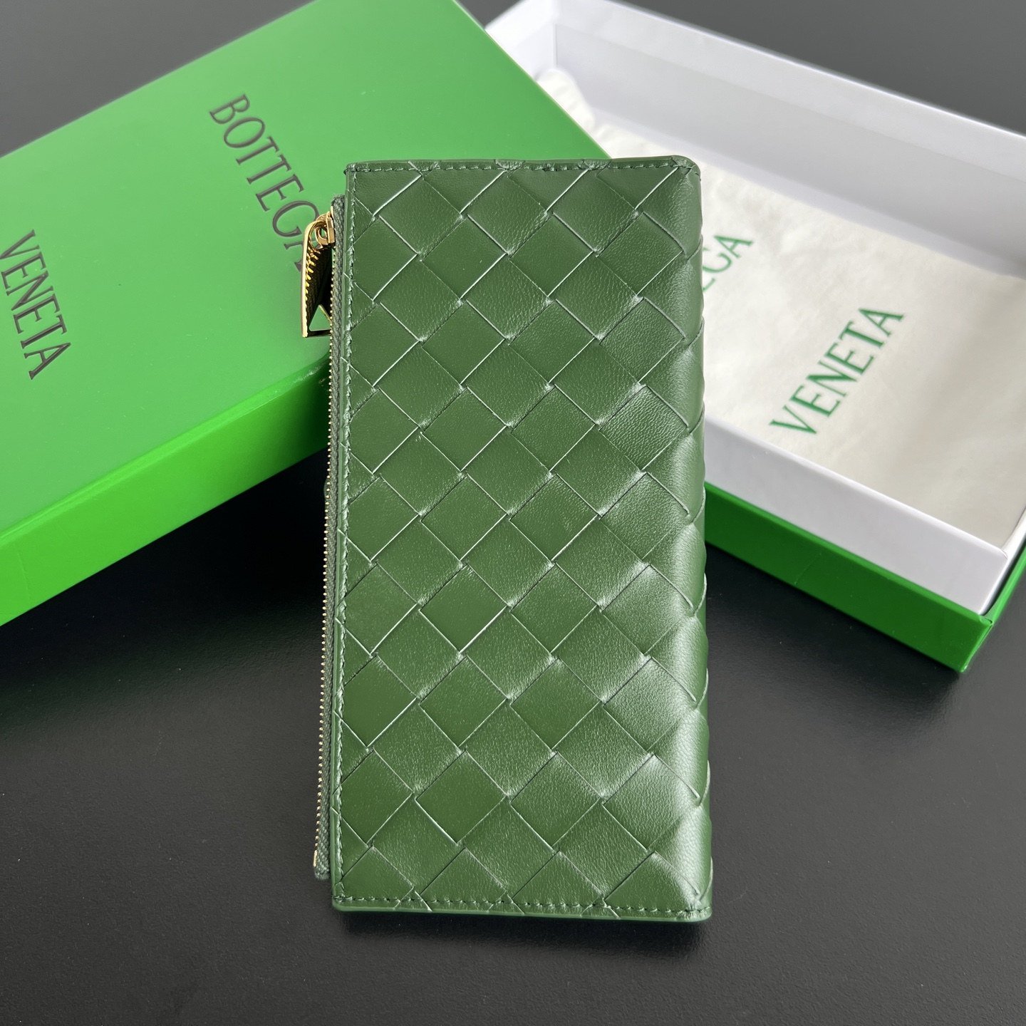 Bottega Veneta Portefeuille long Andiamo – Vert – Cuir nappa Intrecciato – Long