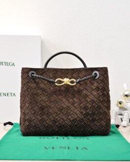 Bottega Veneta Andiamo Medium – Marron foncé – Daim Intrecciato – Moyen format
