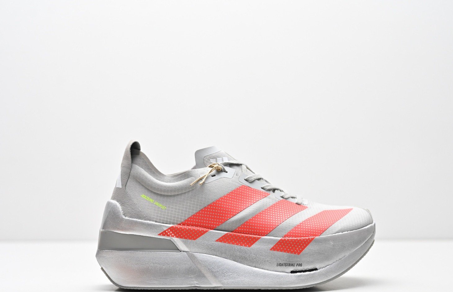 Adidas Adizero Adios Pro 3 – Blanc / Argent / Corail