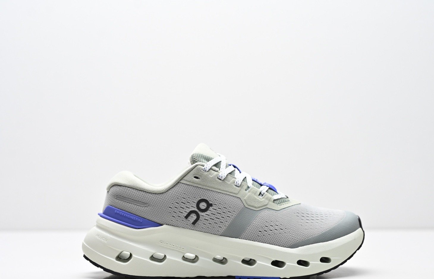 On Cloudrunner 2 – Gris / Bleu