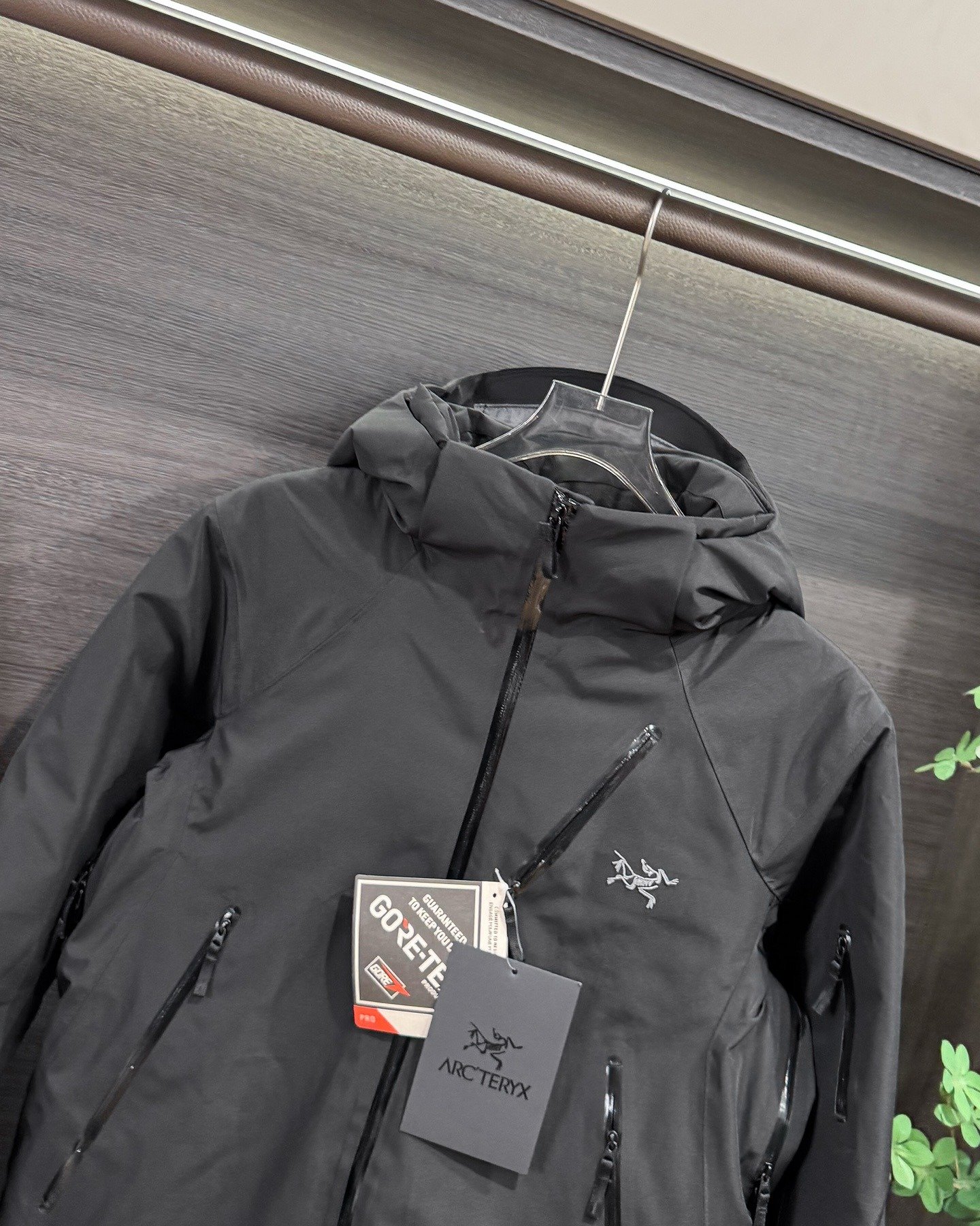 Kolon Sport Veste technique GORE-TEX 2-en-1 avec doublure matelassée amovible – standard – Bleu glacier, Noir – Plusieurs…