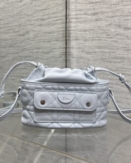Dior Adiorable Mini Bucket Bleu glacier