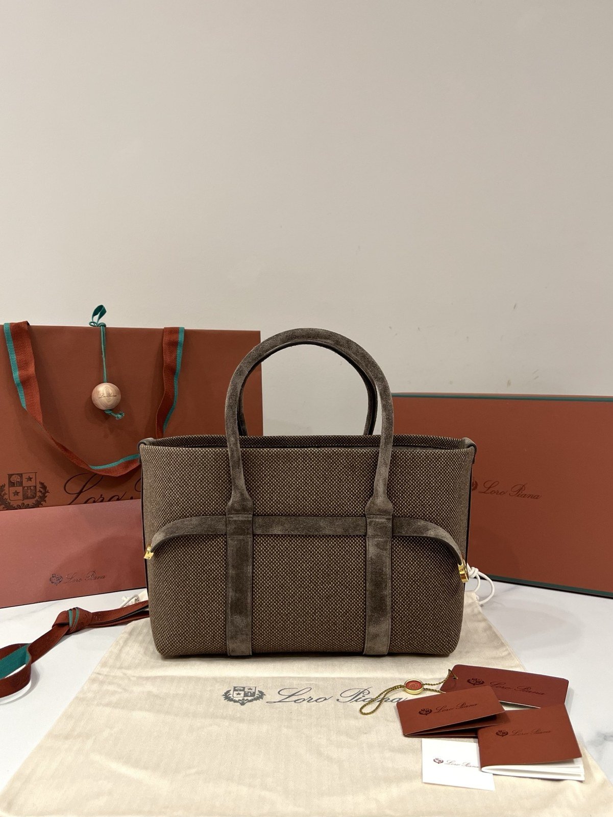 Loro Piana Large Bale Bag Marron et taupe