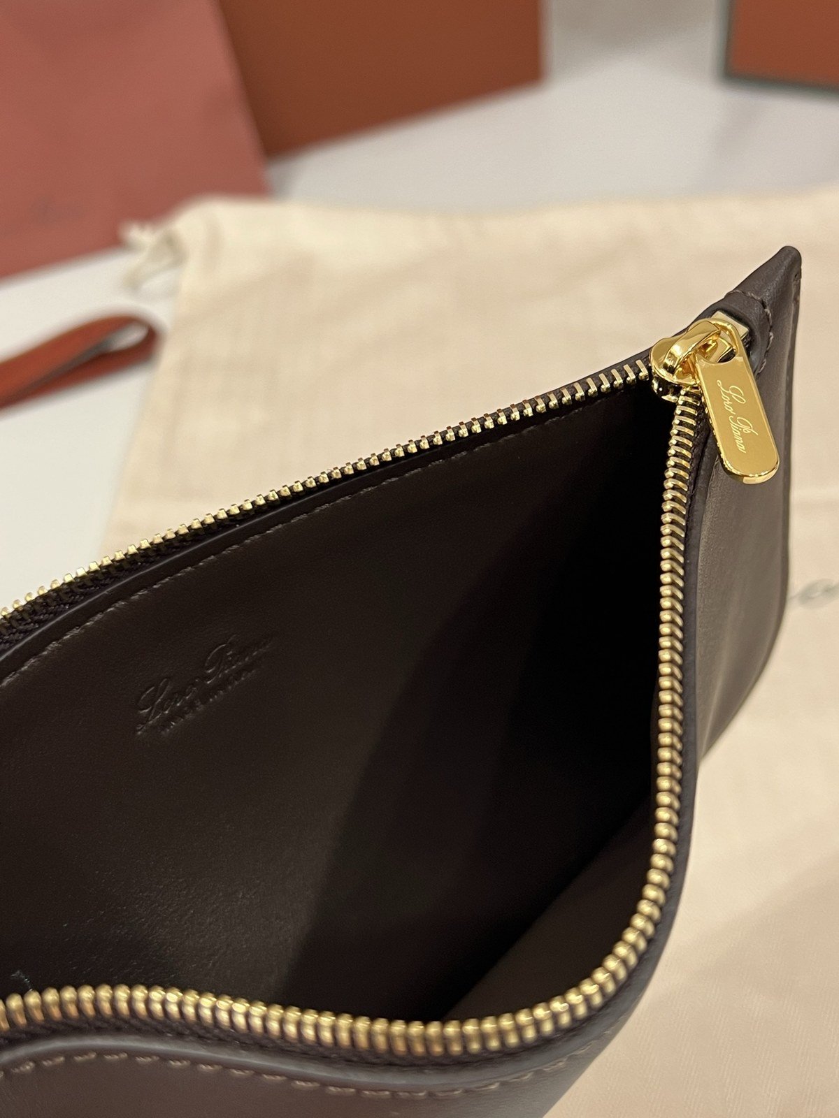 Loro Piana Large Bale Bag Marron et taupe