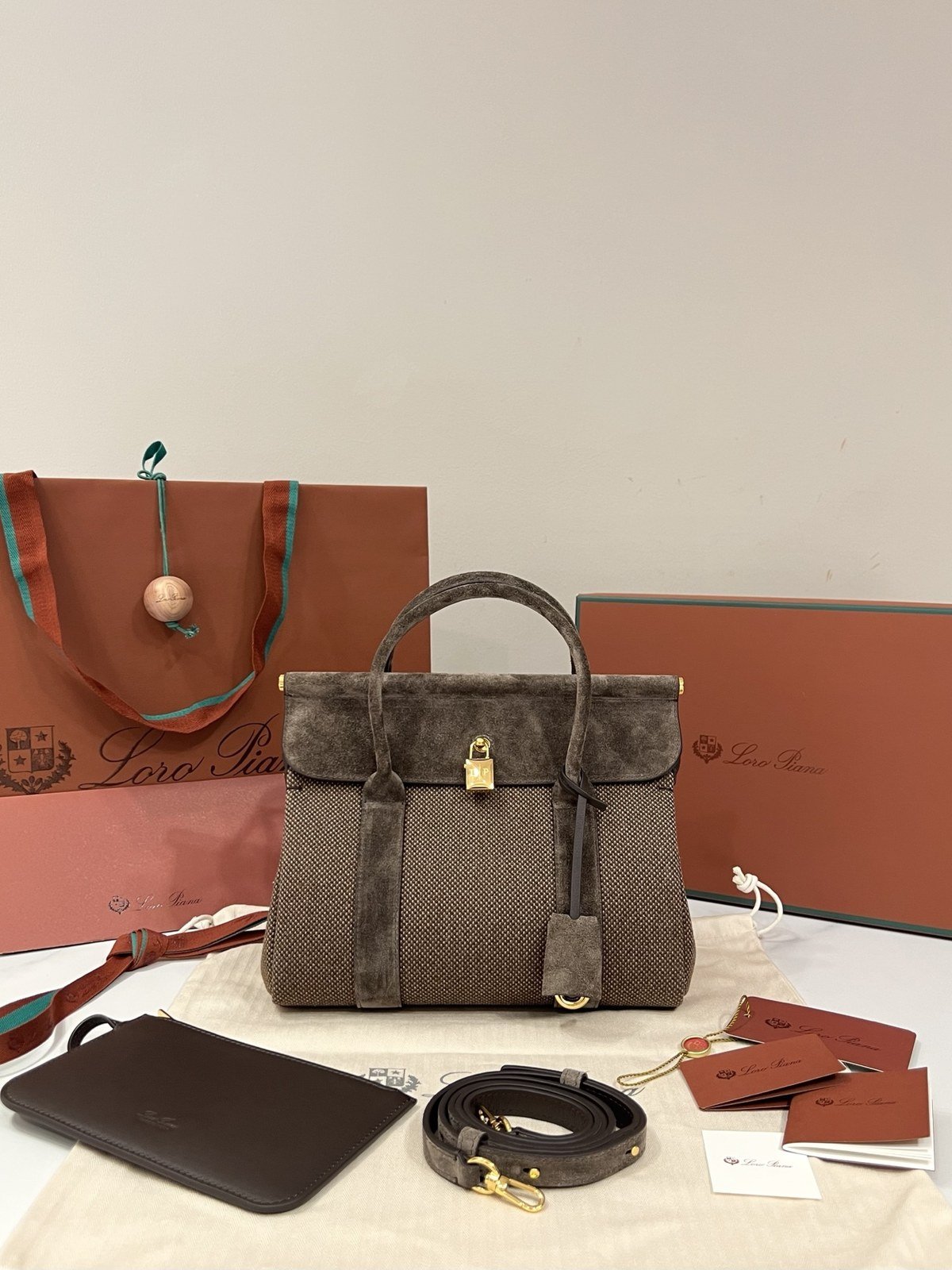 Loro Piana Loom Bag L32 Taupe et marron