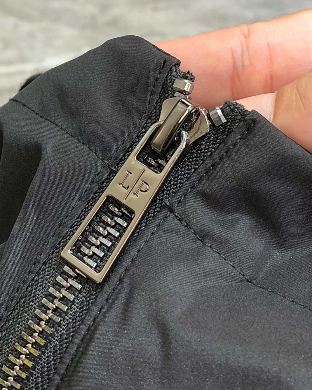Loro Piana Veste légère à capuche – Noir - vue 4