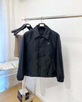 Prada Veste légère à logo Triangle – Noir