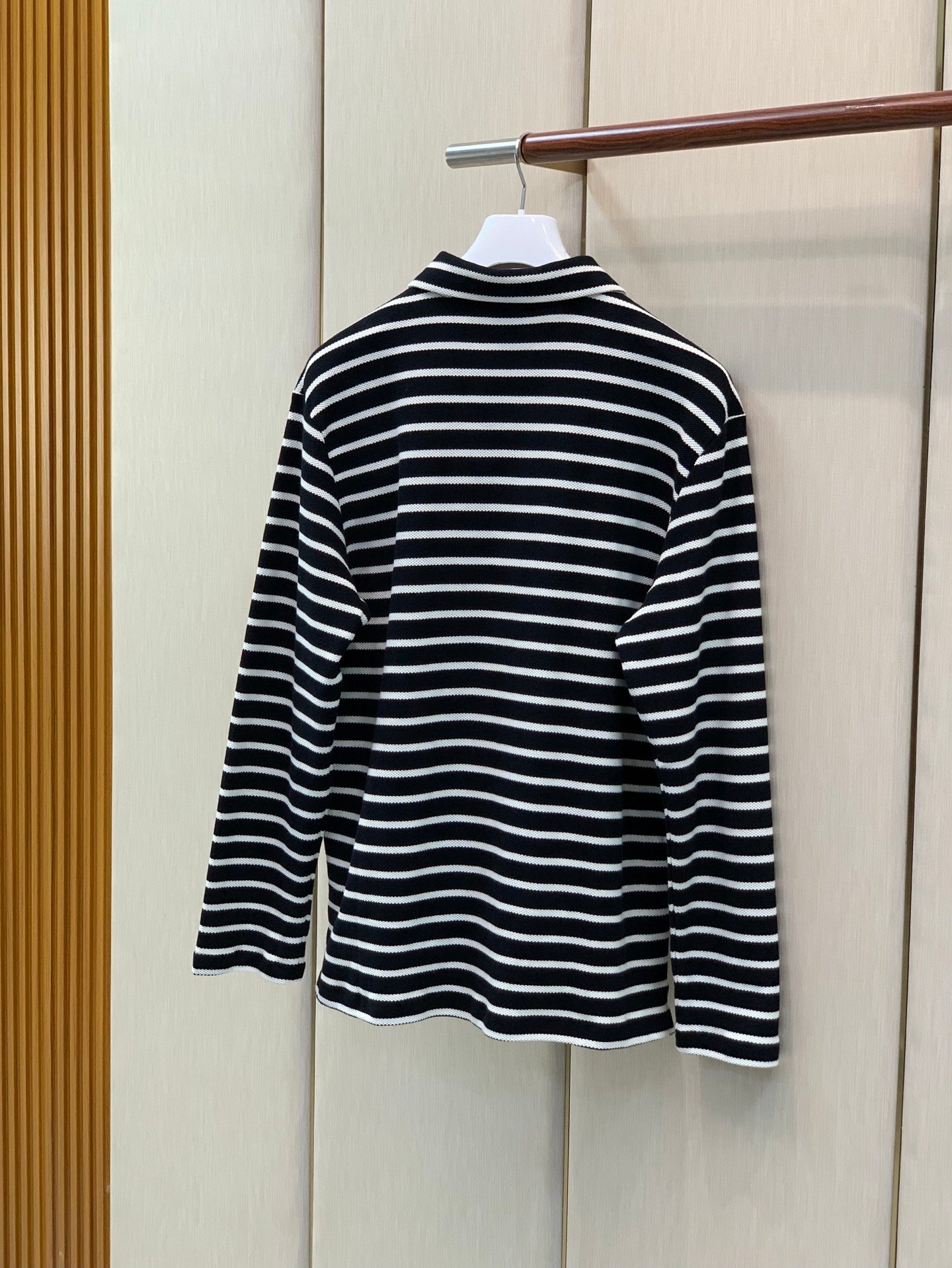 Prada Polo en maille rayée à manches longues Noir et blanc - vue 6