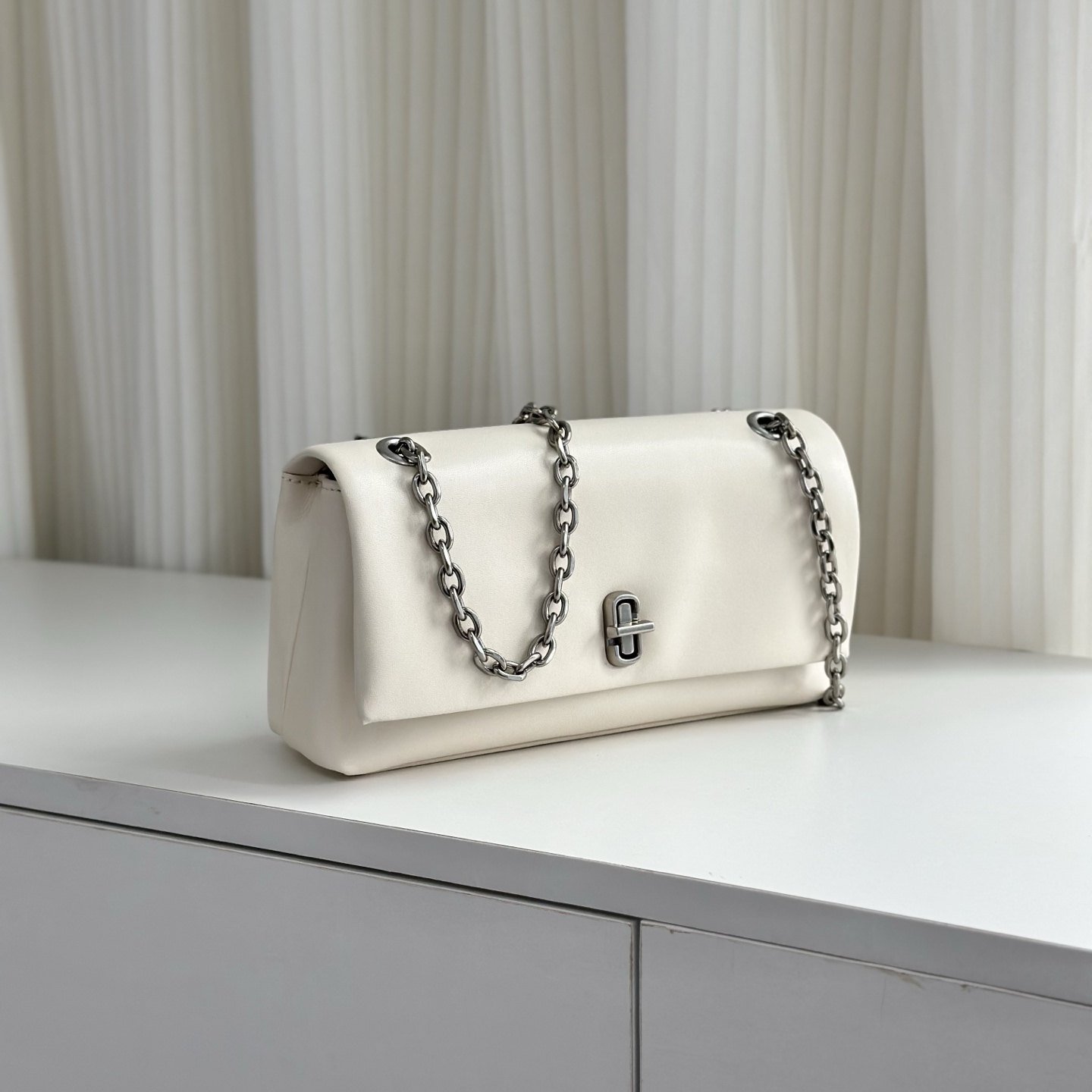 Marc Jacobs Mini sac à rabat avec bandoulière chaîne - vue 11