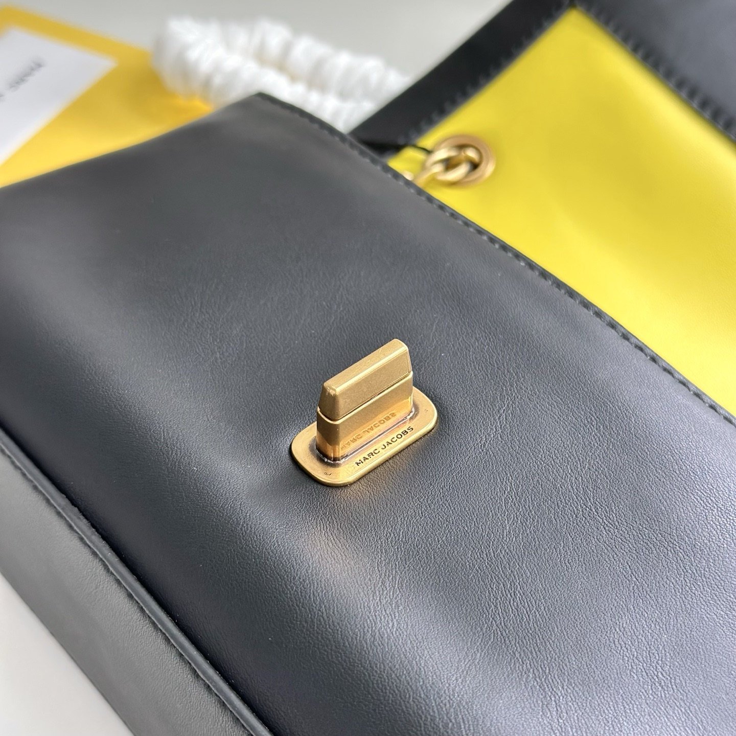 Marc Jacobs Mini sac à rabat avec bandoulière chaîne - vue 23