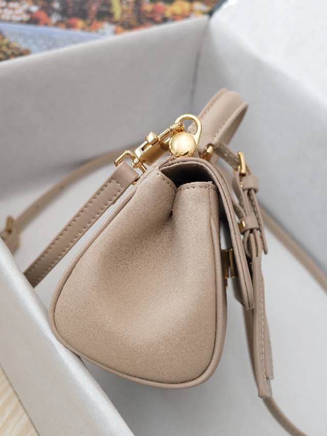dolce & gabbana sac sicily structuré avec porte-étiquette assorti - vue 19