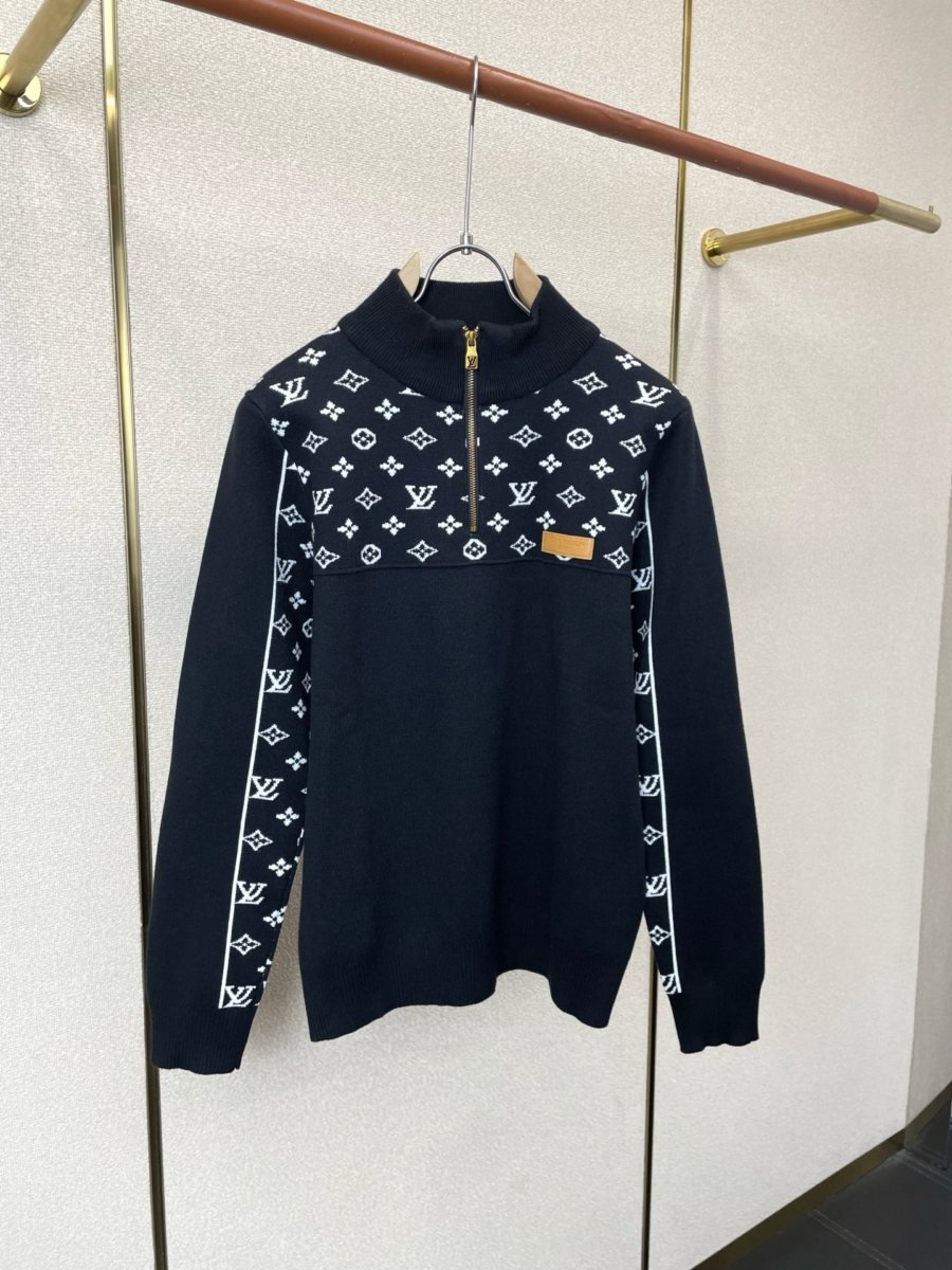 louis vuitton pull à col montant zippé et motifs monogramme - vue 3