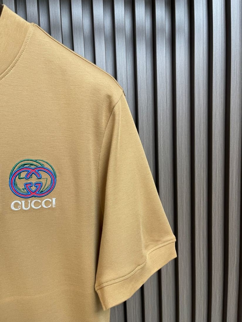 gucci t-shirt à col rond avec logo brodé multicolore - vue 4