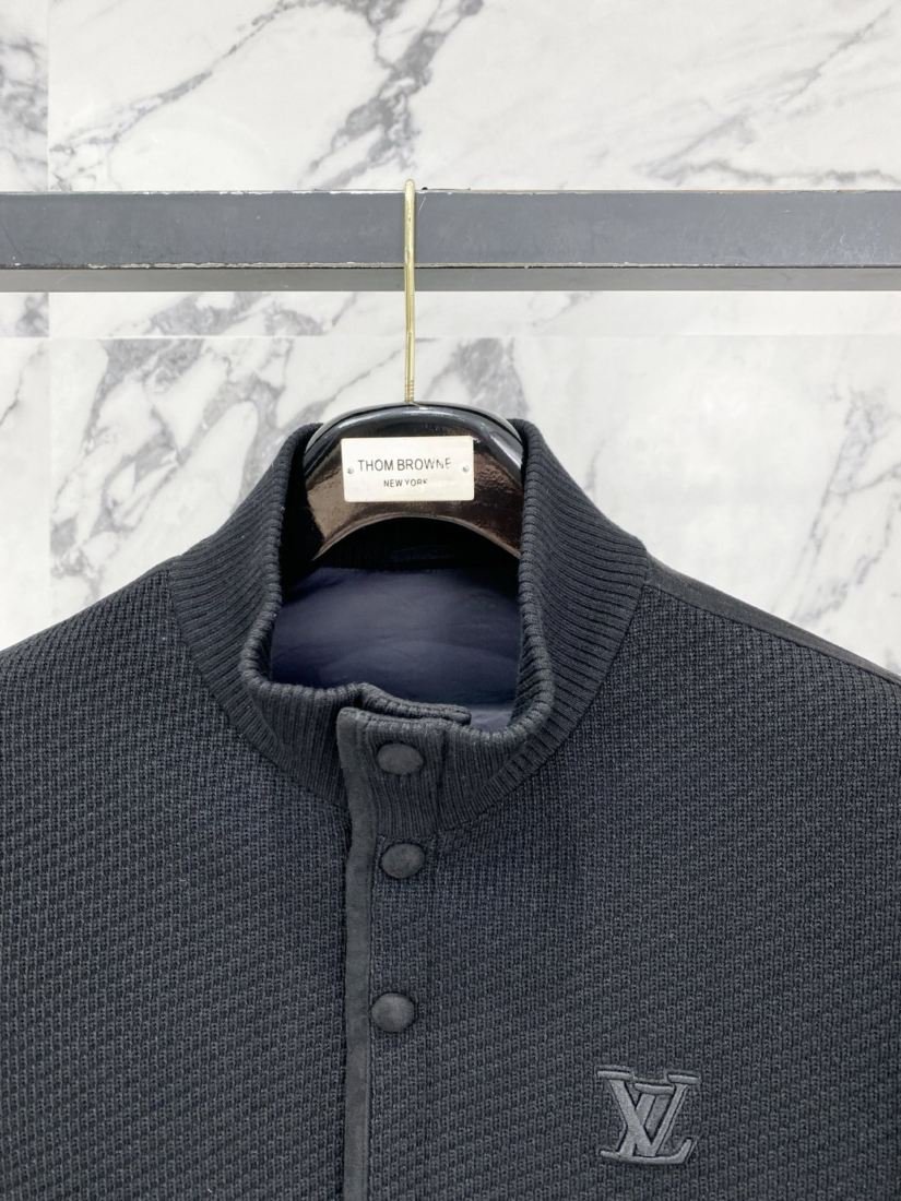 Louis Vuitton Veste zippée en maille texturée à col montant – Image 2