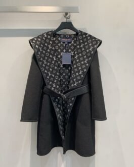 louis vuitton manteau ceinturé à large revers monogrammé