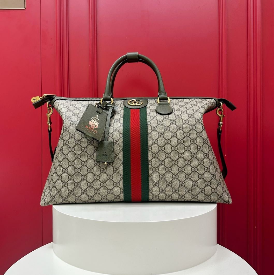 Gucci Sac Boston souple monogramme avec bande Web