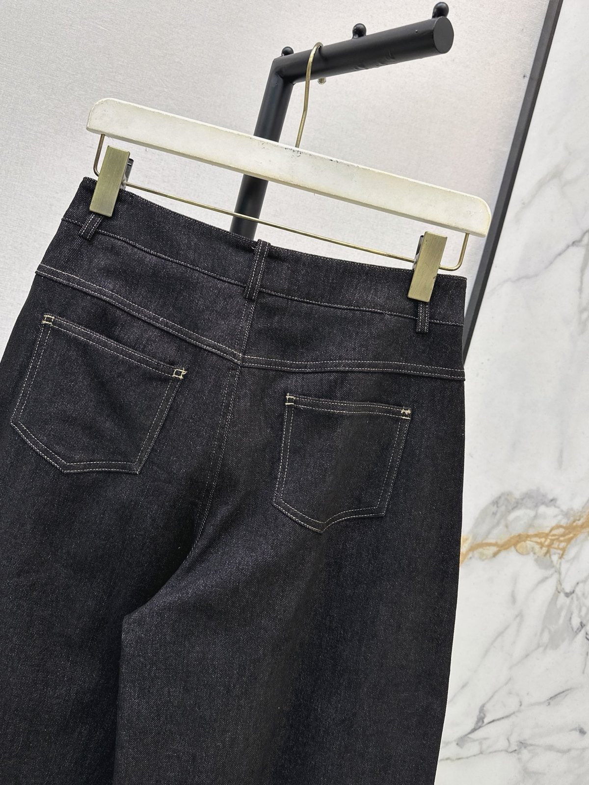 Loewe Jean gris anthracite taille haute à jambes larges